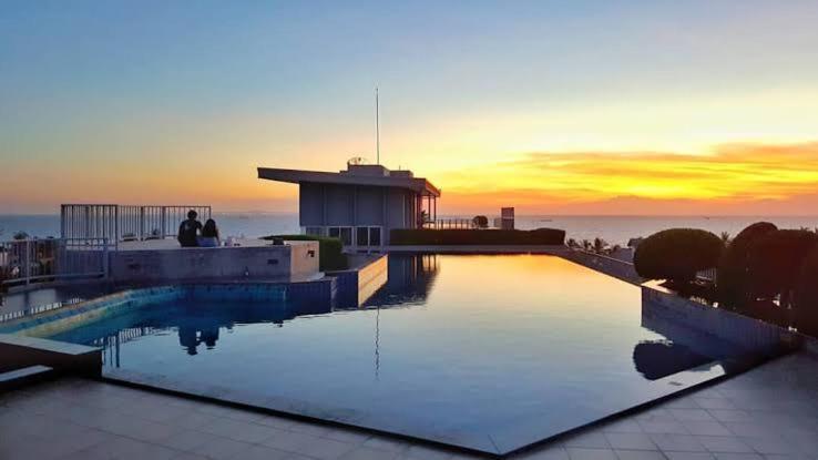 Apartamento Chic Seaview @ The Patio Bangsaen Exterior foto